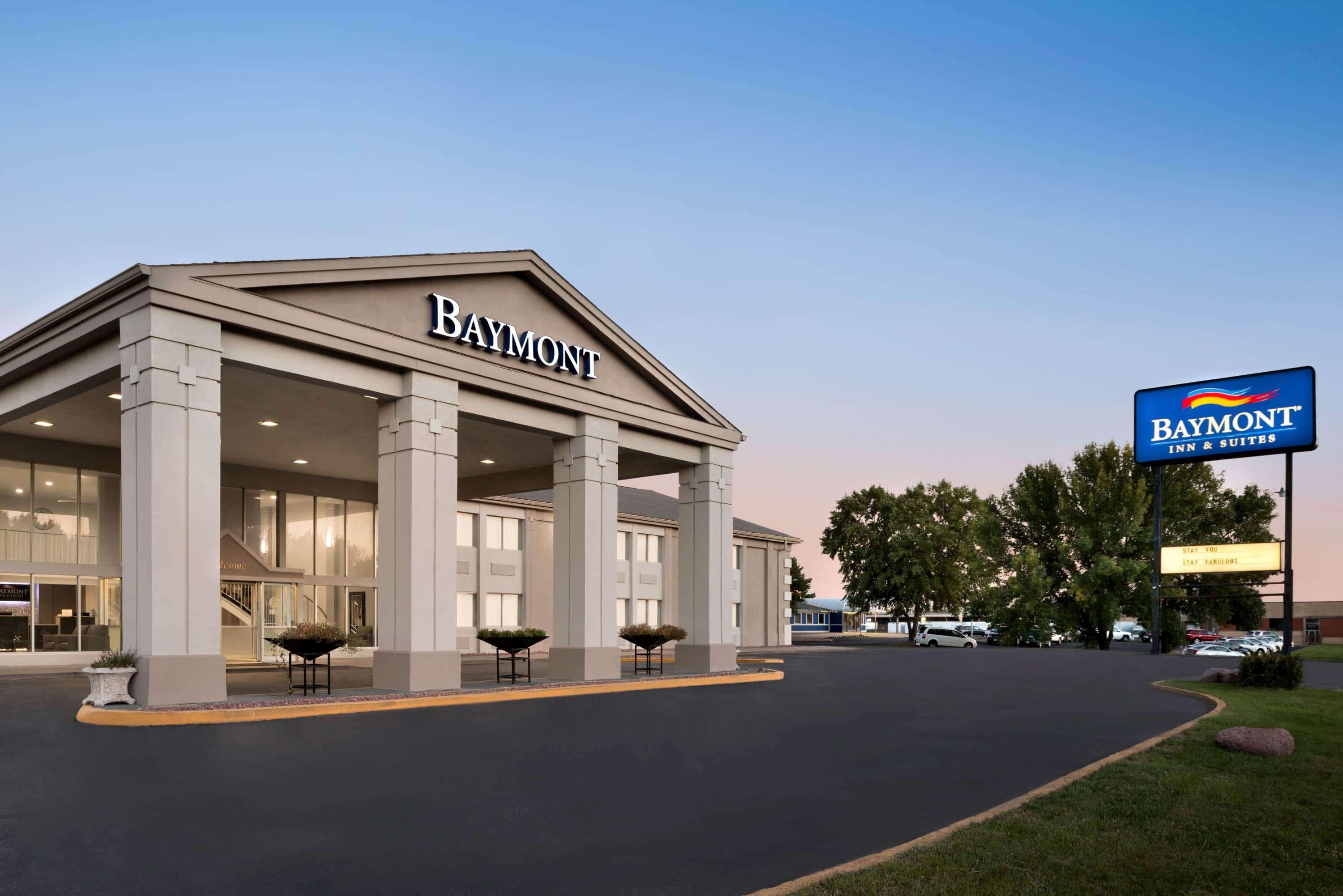 Baymont By Wyndham Des Moines North Hotel Exterior foto